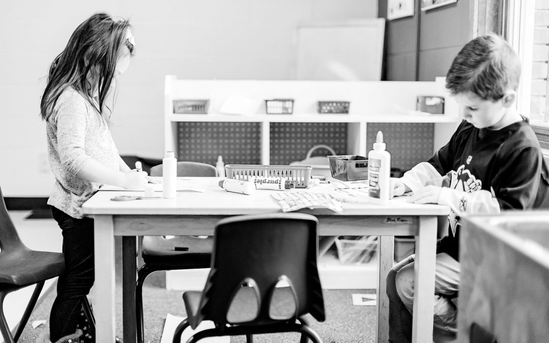 b and w work table